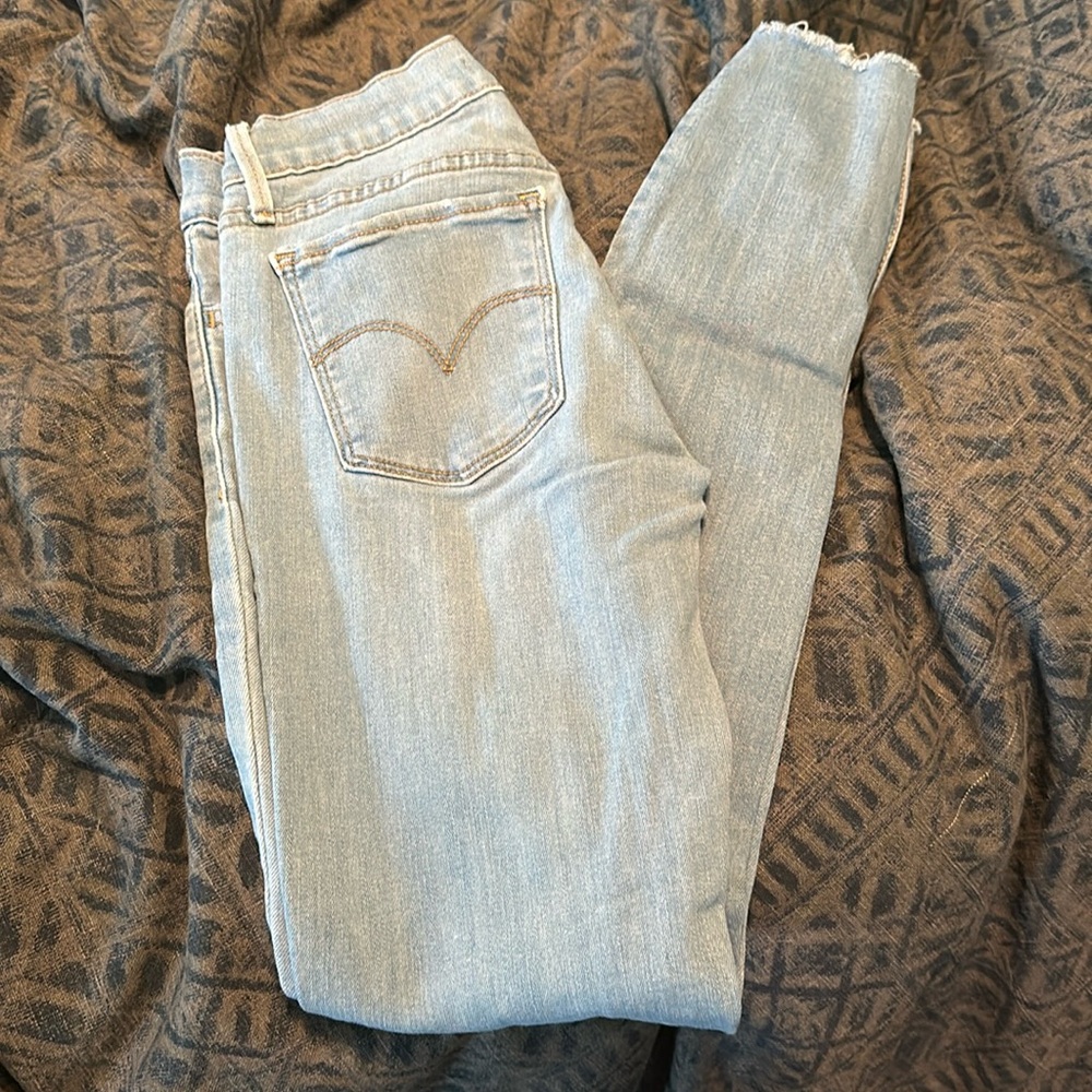 Levi super skinny 710
